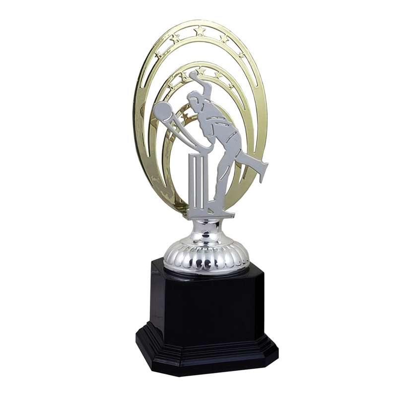 CRICKET BOWLER METALLIC OVAL TROPHY