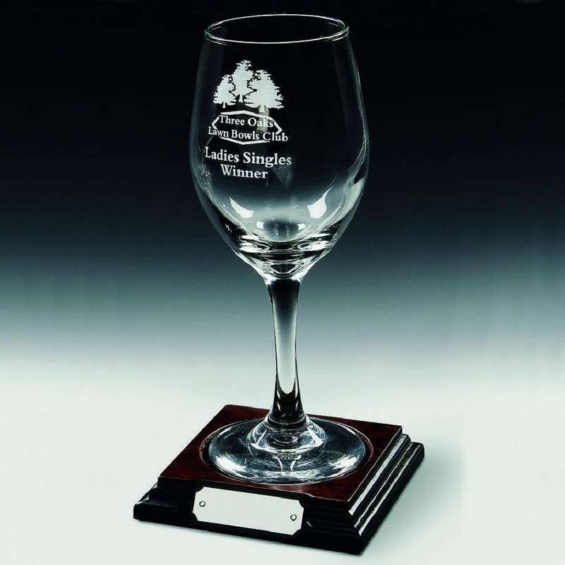 Single Wine Glass on Wood Stand – Clear