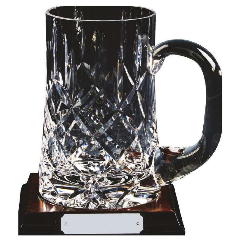 1pt Crystal Tankard on Wood Stand – Clear