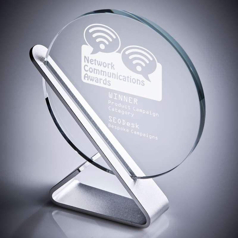 Glass Circle on Metal Base – Clear