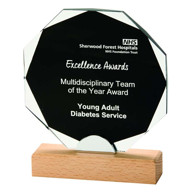 Red Ribbon Sculture Award – Pink