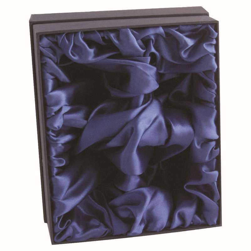 BLUE PRESENTATION BOX FITS 4 WHISKEY – 220 x 175 x 95mm