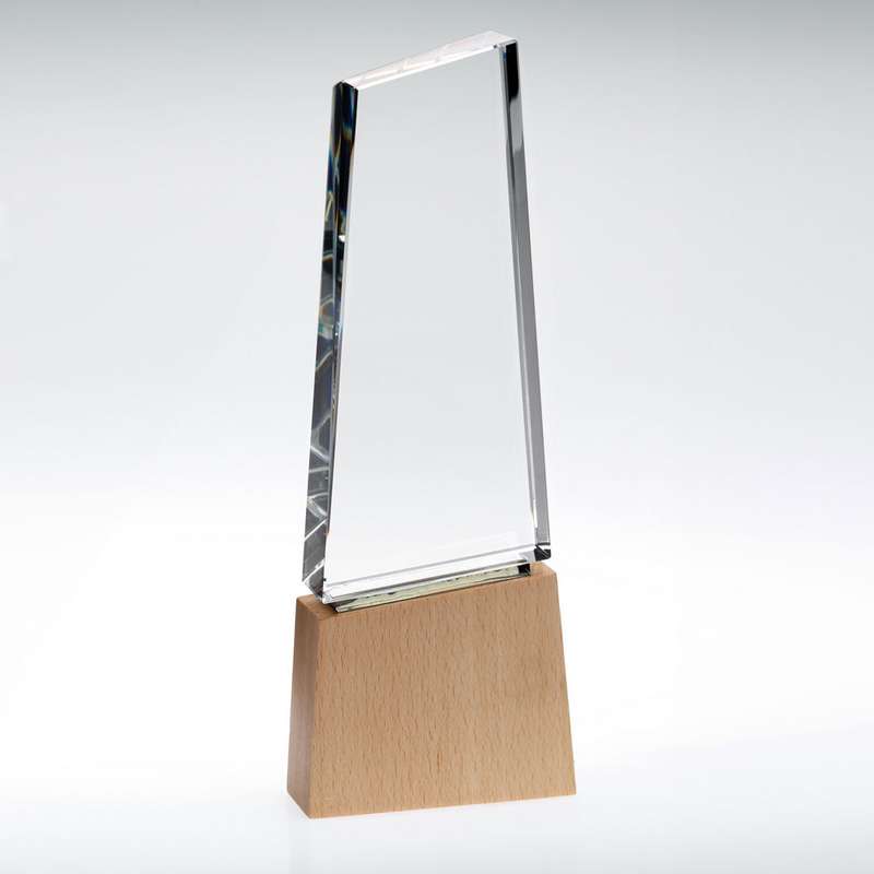 CLEAR GLASS BLOCK ON LIGHT WOOD BASE WITH COLOUR FLASH (32mm THICK) – 8.75in