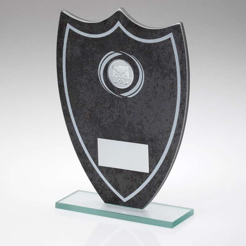 STONE EFFECT GLASS SHIELD WITH HOCKEY CENTRE AND PLATE – 6.5in