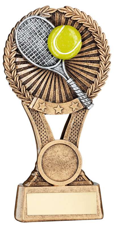 BRZ/GOLD/PEW TENNIS ROUND WREATH ON V RISER WITH PLATE (1in CEN) – 5in