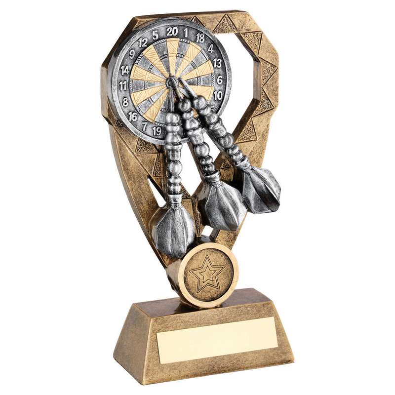 BRZ/PEW/GOLD DARTS WITH DARTBOARD ON DIAMOND WITH PLATE (1in CENTRE) – 6in