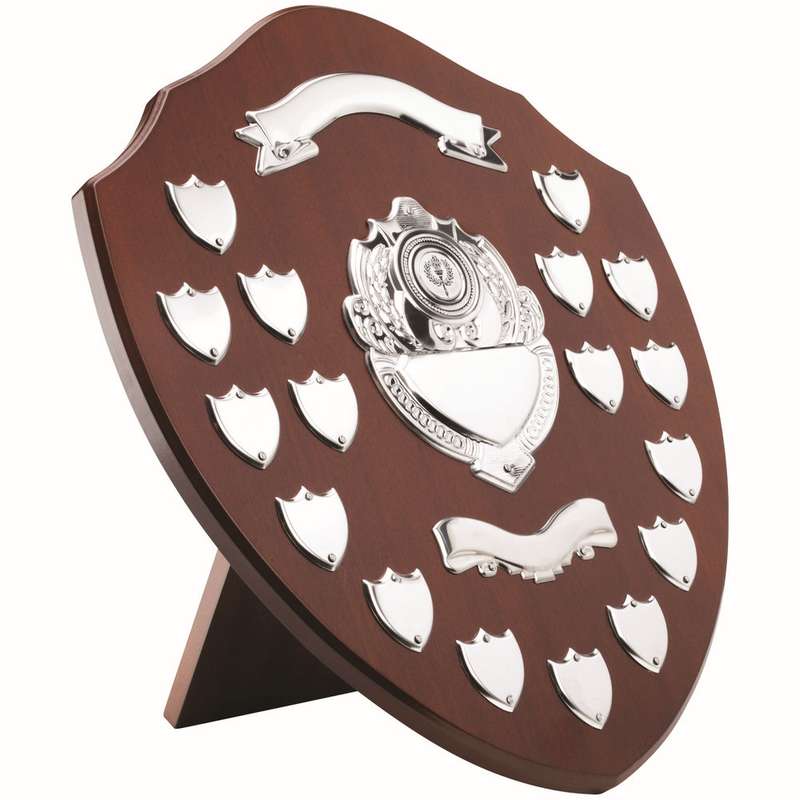 MAHOGANY SHIELD WITH CHROME FRONTS AND 17 RECORD SHIELDS (1in CENTRE) – 16in